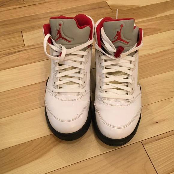 Air Jordan Retro 5 Fire Red Men’s Size 10.5 - Picture 11 of 12